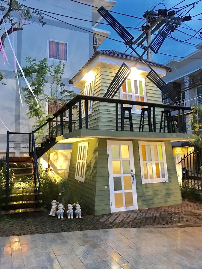 Ploy'S Pearl Hotel Surat Thani Exterior foto