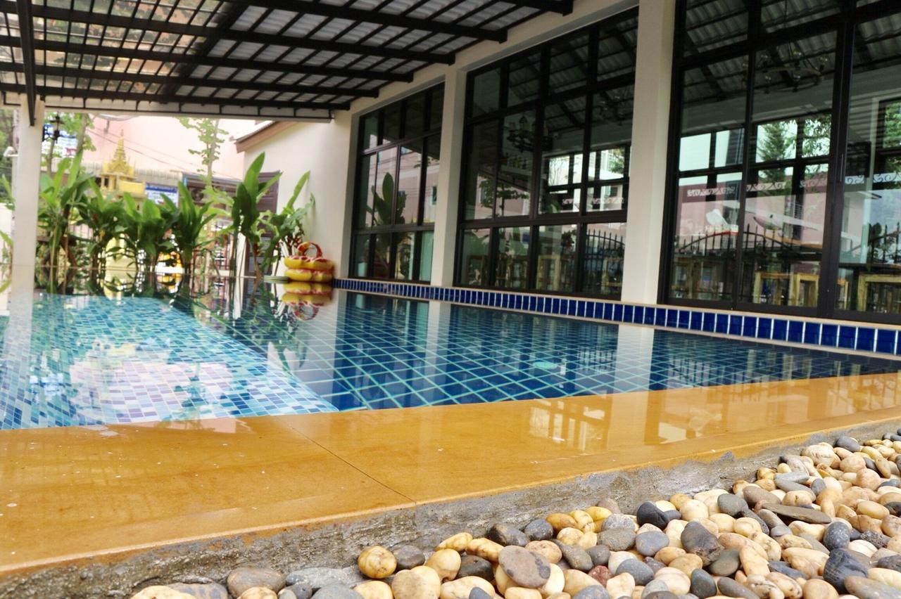 Ploy'S Pearl Hotel Surat Thani Exterior foto