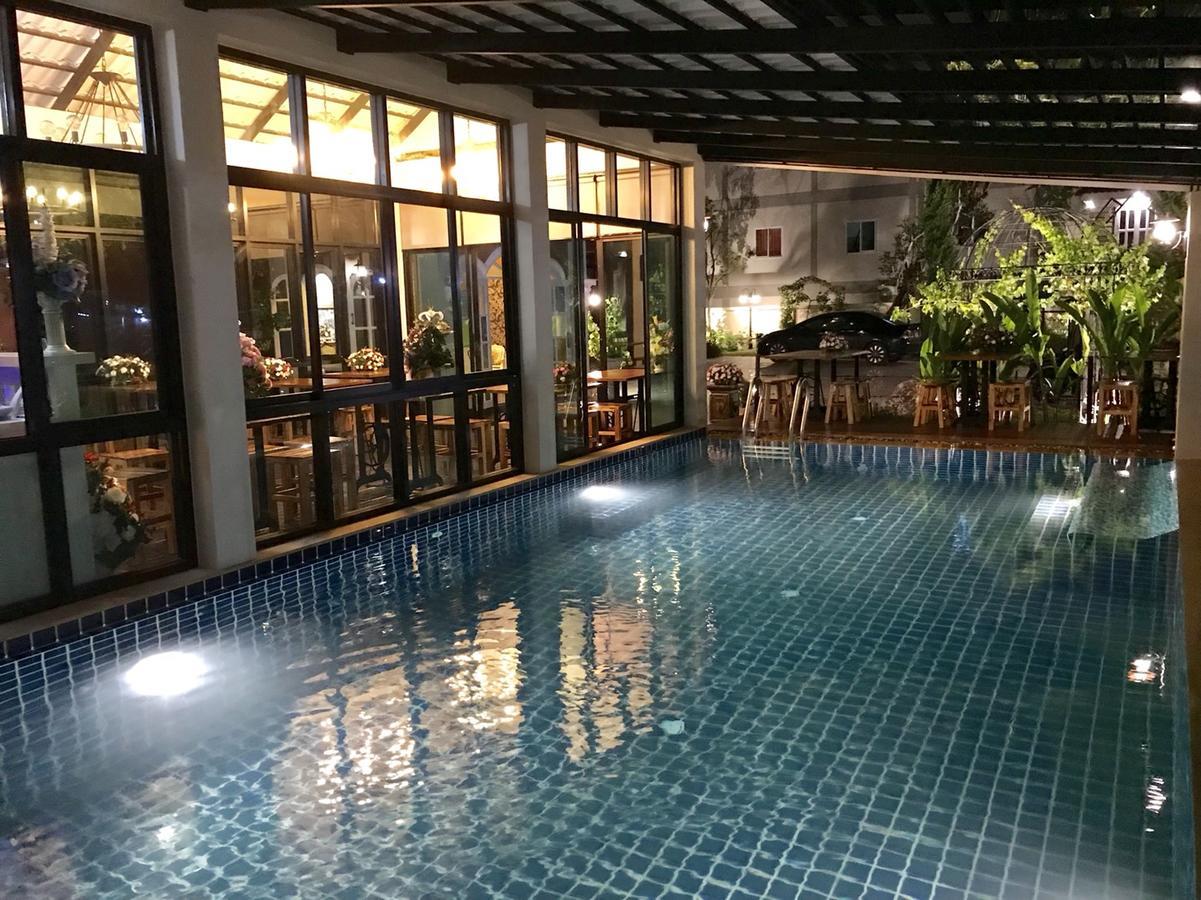 Ploy'S Pearl Hotel Surat Thani Exterior foto